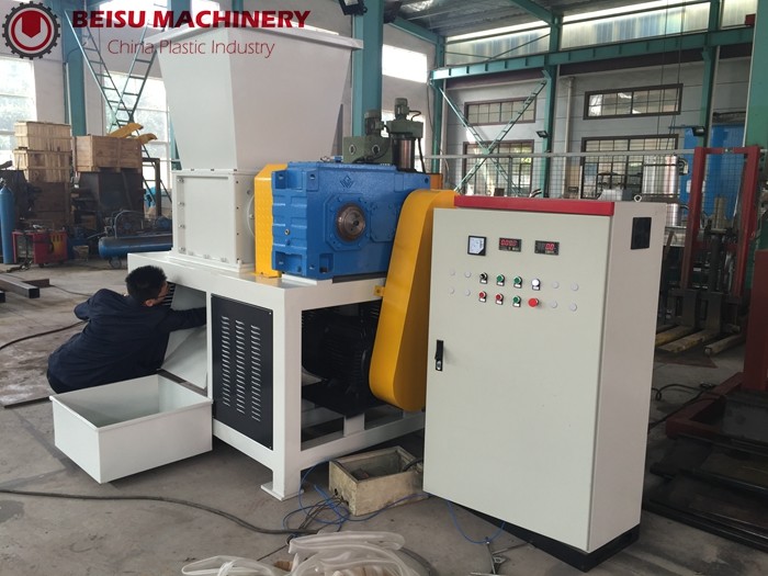 High Efficiency Industrial Shredder Machine , PVC Shredder Machine Intelligent Feeding