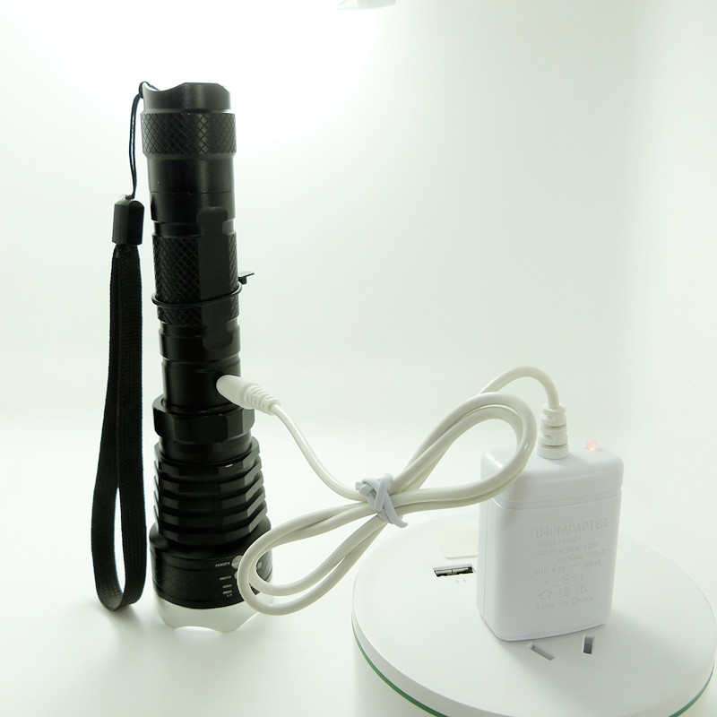 Black / White 4.2 V Battery Charger Us Plug Charger With Short Circuit Protection