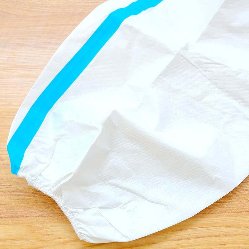 Non Woven Type 4 5 6 Hooded Microporous SF Disposable Protection Clothing With Boots