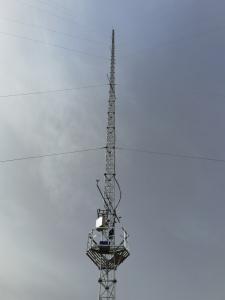 China 36m/S Powder Coated 30m High Guyed Lattice Tower wholesale