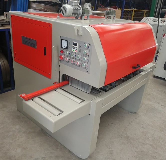 Woodworking Machinery Multi Blade Rip Saw Wood Sawmill Machine Circular Saw For Logs