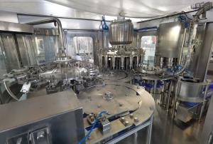 China Aseptic Gravity Beverage Filling Line Mineral Water Bottle Filling Machine wholesale