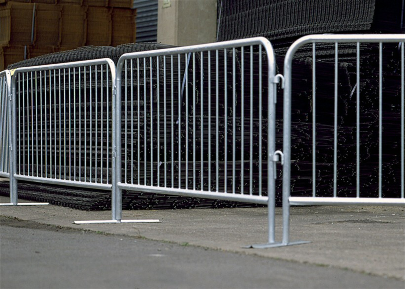 Aluminium Alloy Crowd Control Barriers For Pedestrian Control also available steel crowd control barriers