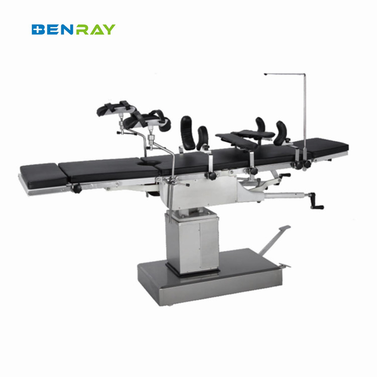 Universal Manual Head Control Operating Table with ±20° Lateral Tilt Dimensions 2100*480 mm