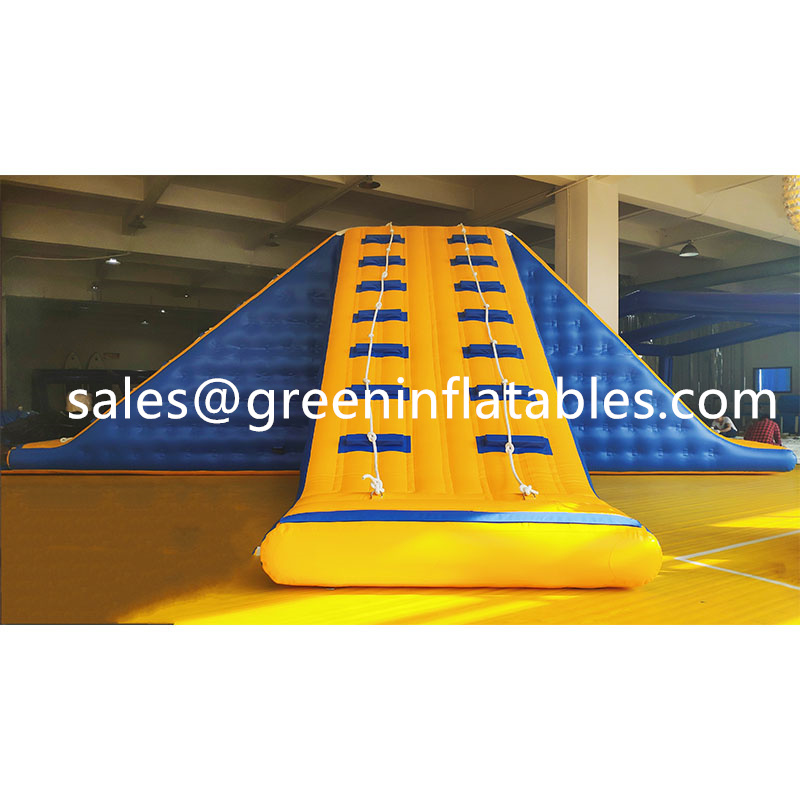 Commercial Outdoor Inflatable bounce house Water float Slides trampoline equipment water aqua park