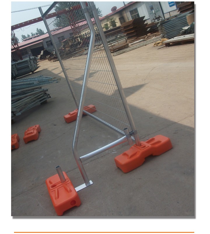 galvanized iron wire temporary fence .jpg