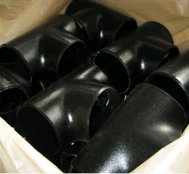 High Pressure A234 WPB Carbon Steel Pipe Tee connector Black Painting