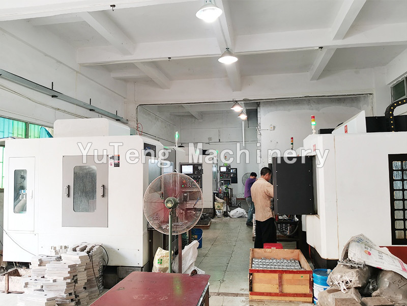 Mattress Panel Rolling Textile Quilted Fabric Winding Machine Device