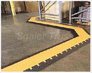 China Small Cable Ramp Rubber Floor Cable Protector , Truck Unloading Rubber Cord Cover Cable Speed Ramp wholesale