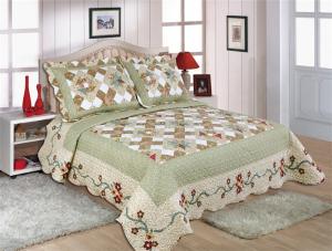 China Matched Printed Designs Home Bed Quilts Country Style 180x240cm For Bedcovers wholesale
