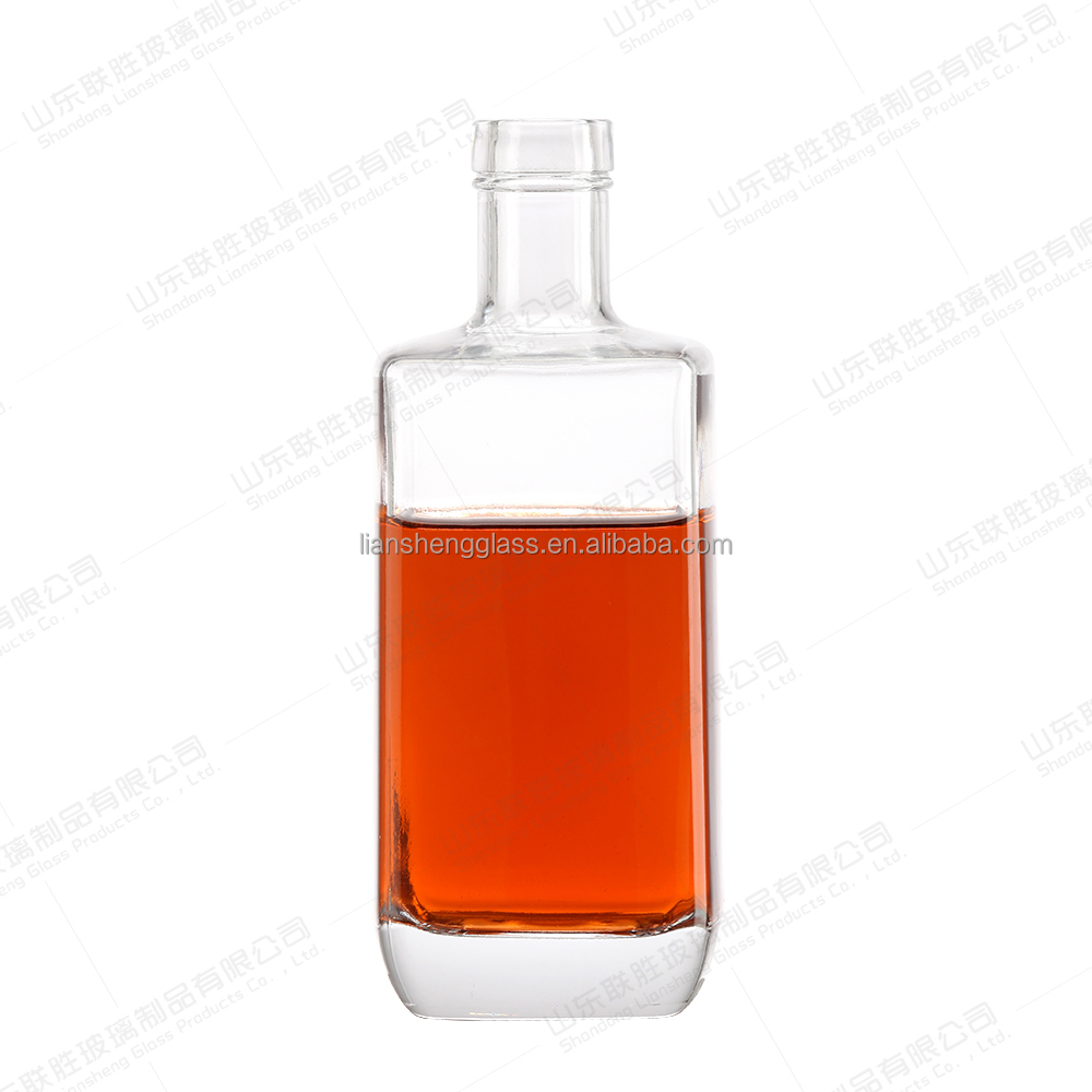 Custom Logo 750ml Extra Flint Clear Square Shape Glass Vodka Brandy Whisky Liquor Bottle