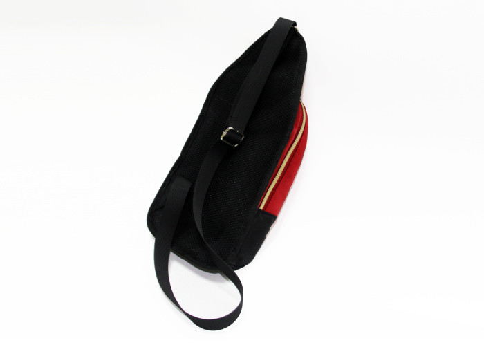 Water Resistant Chest Washable Shoulder Bag Sport Messenger Bag For Men And Women