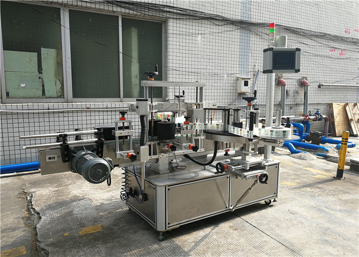 Self adhesive labeling machine for flat bottle , Label Applicator Machine For Bottles