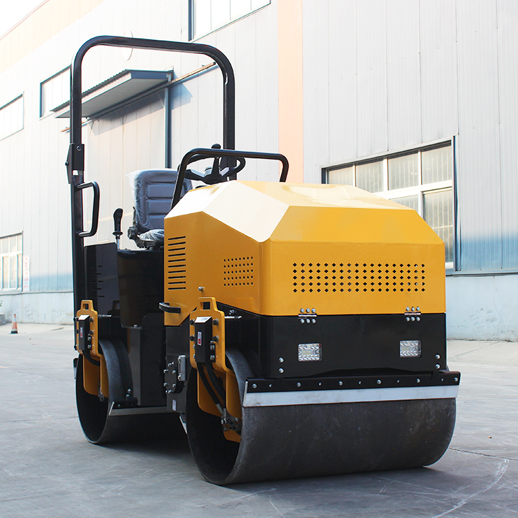 Mini Asphalt Road Roller Machine 2 Ton Diesel Engine and Hydraulic Vibratory Features
