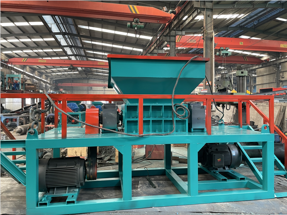 4000 kg CE Assurance Waste Cloth Old Fishing Net Reflective Film Double Shaft Hob Shredder
