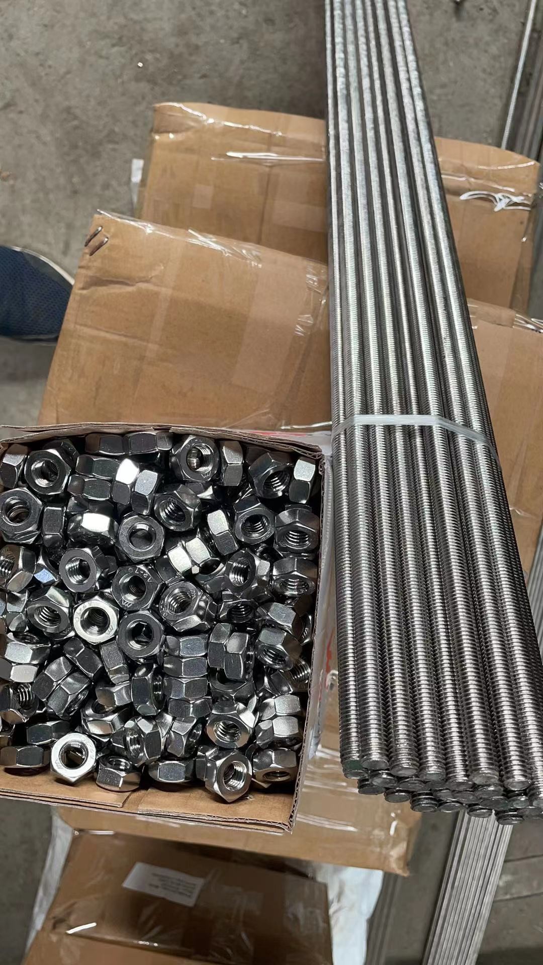 A2-70/A4-80/304/316 Stainless Material DIN985 Prevailing Torque Type Hexagon Thin Nuts With Non-Metallic Inser