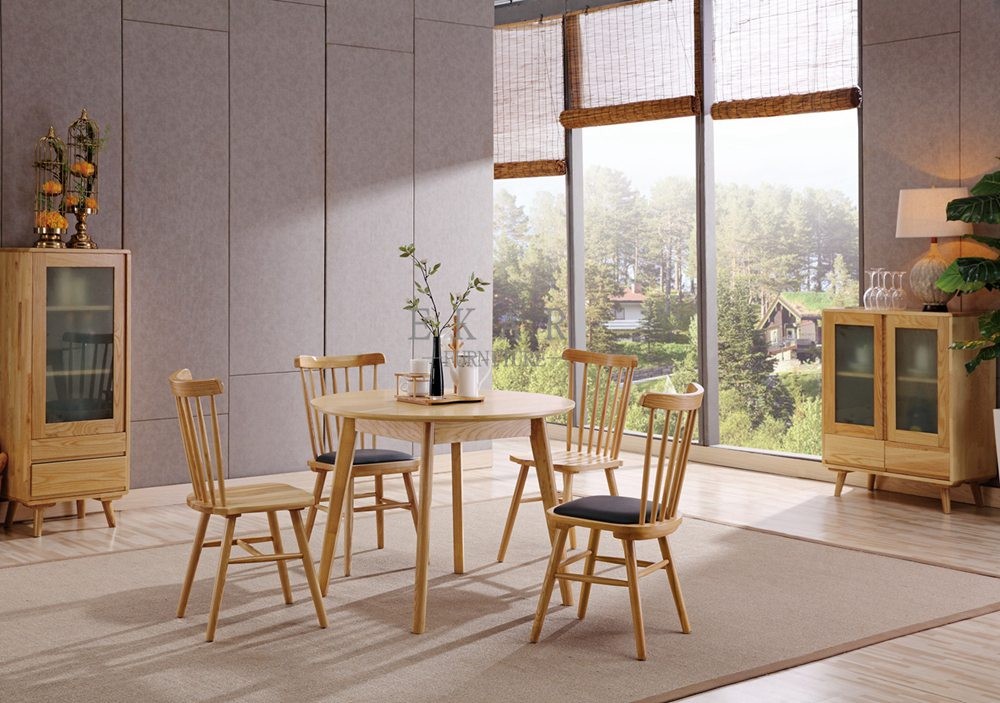 European Modern Ash Wood Round Dining Table Set