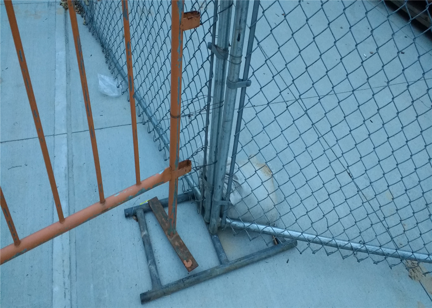 Customized PVC Coated 4' 6' 8' Chain Link Fence Privacy Panels 60mmx60mm
