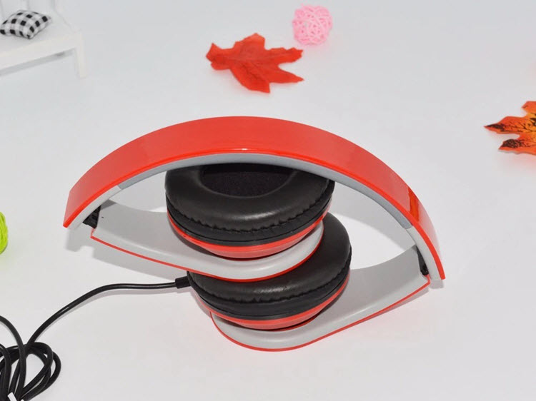 producentre headphone 01.jpg