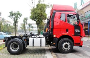 China FAW J6M Heavy Duty Truck Trailer 350 HP Tractor 4X2 wholesale