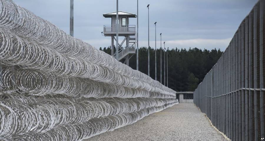 Galvanized Steel Razor Wire Barbed Wire Mesh For Protection Certified by ISO9001 2008