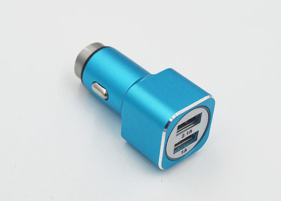 DC5V 2.4A Car Charger Adapter With Dual Port 12-24V Input CE FCC Approved