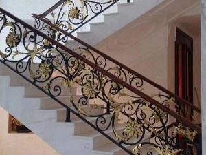 China Hot Dipped Galvanized Exterior Wrought Iron Stair Railings , Cast Iron Handrail wholesale
