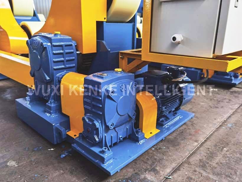 Small Pipe Welding Rotators Self Adjustable Turning PU Roller Rotation 5t To 40t