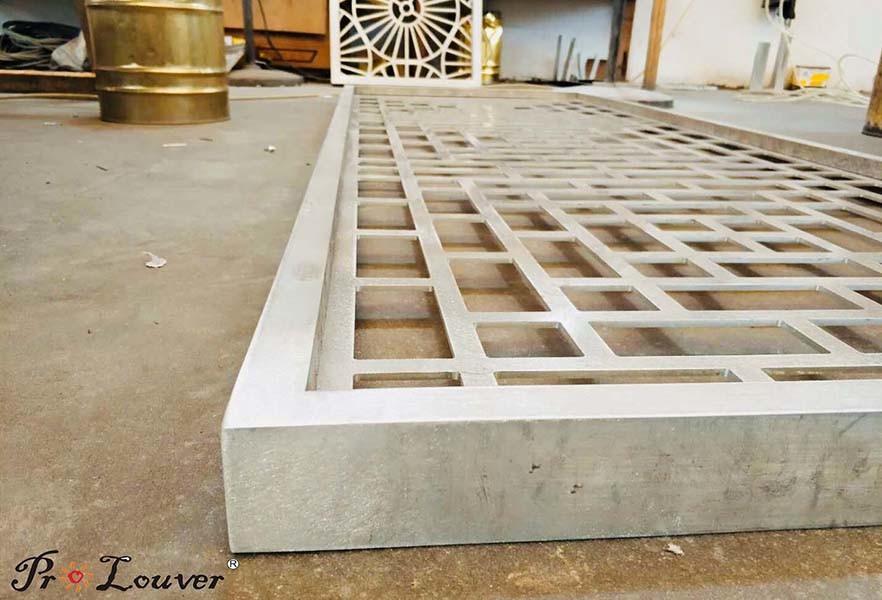 Chinese Style Design Aluminum Divider Screen for Hotel Interior Decoration
