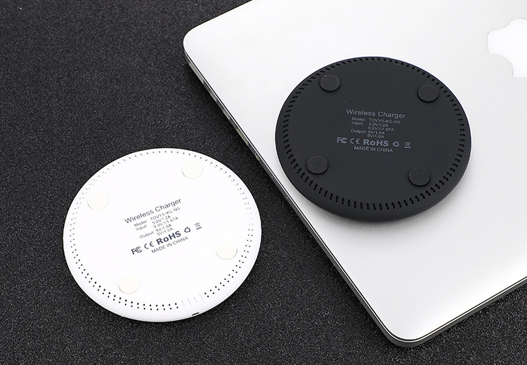 QI Fast Wireless Mobile Charger For IPhone X / 8 Lithium Battery CE FCC