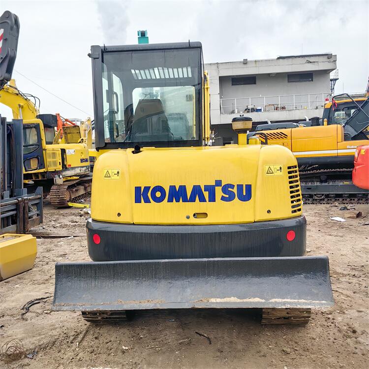 Original Hydraulic Valve Second Hand Japanese Excavator Komatsu56 with Working Performance