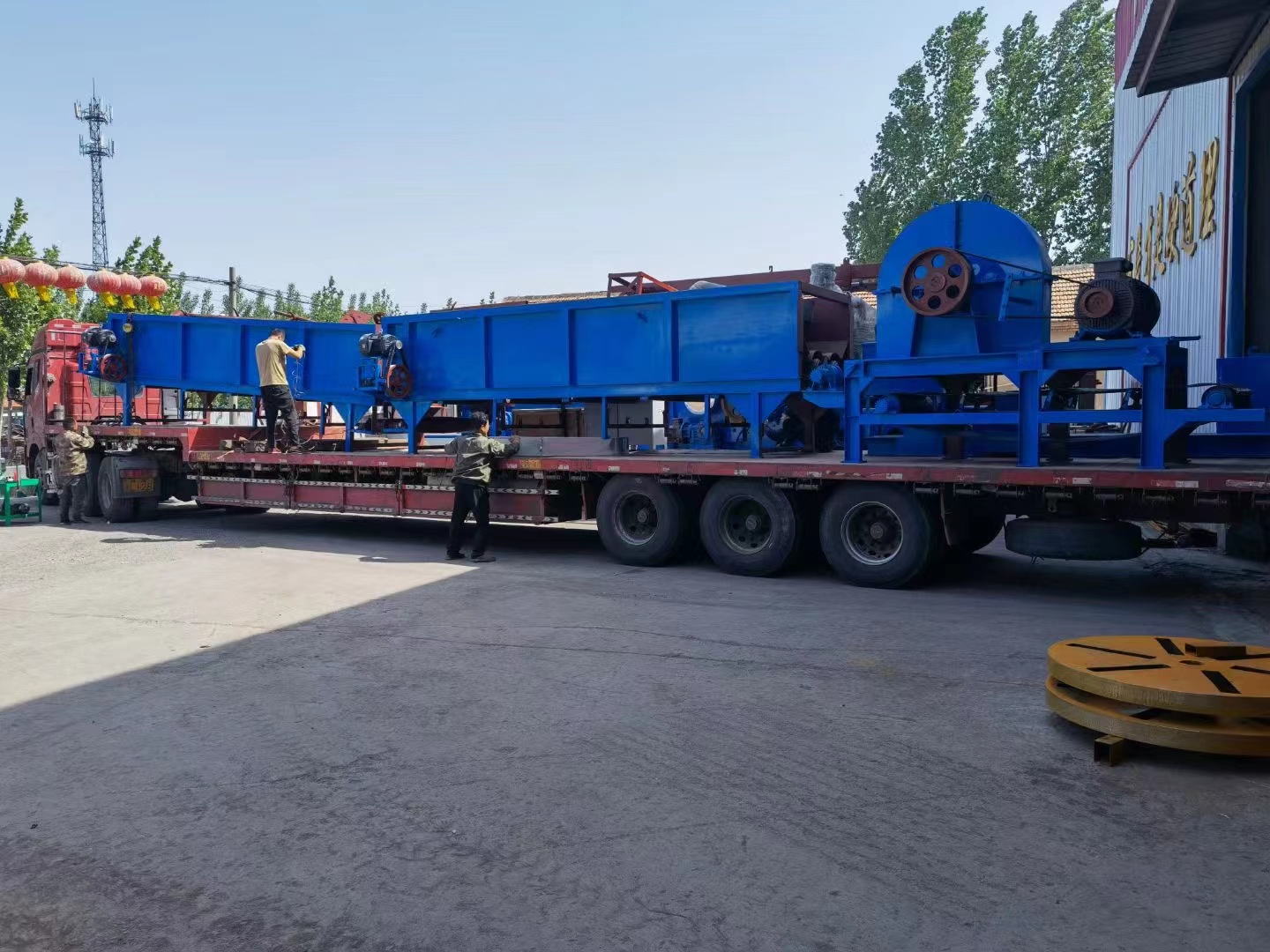 Drum Type Wood Chipper Machine For Crushing Wood Logs Heavy Duty Electric Wood Chipper