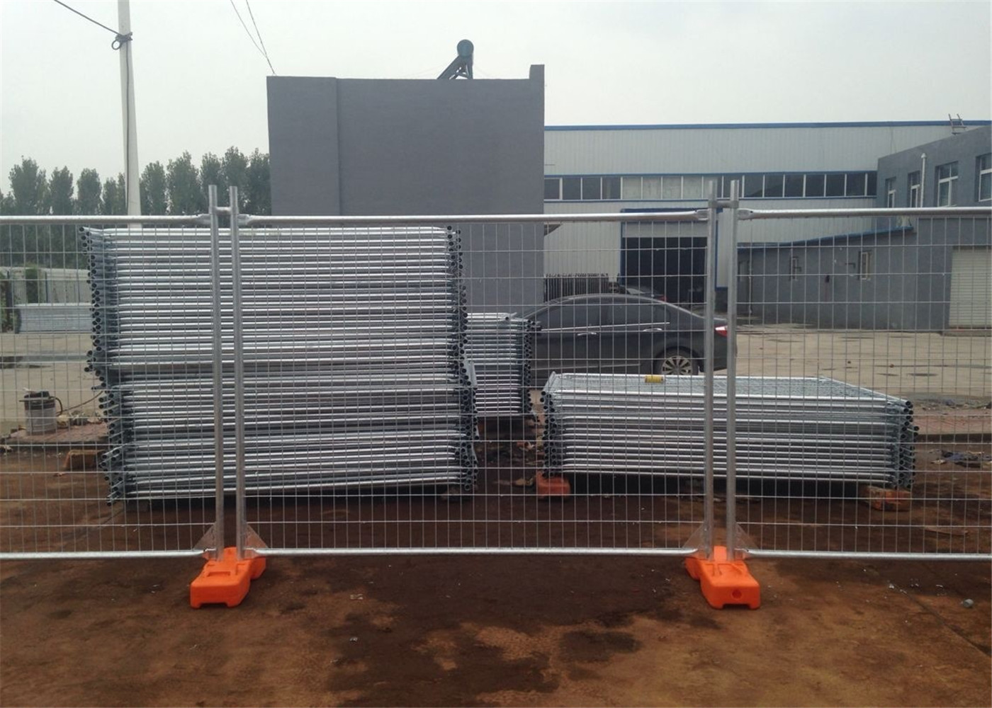 Temporary Fencing panels suppliers Canberra ACT area 2100mm x 3300mm temp site construction panels as4687-2007 standard