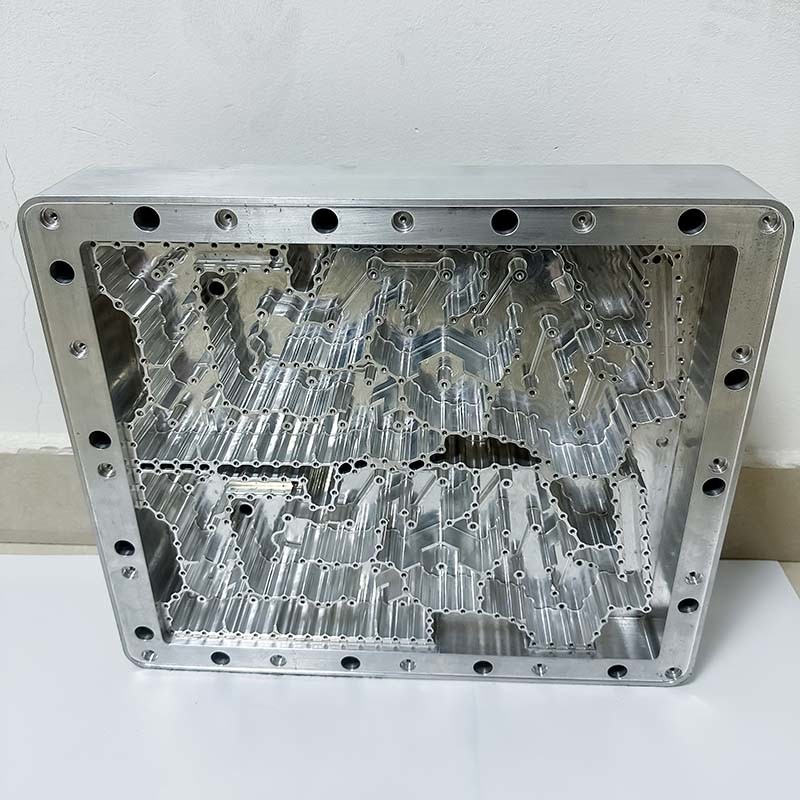 Customized Alumiun Heat Sink Car CNC Machining Parts OEM