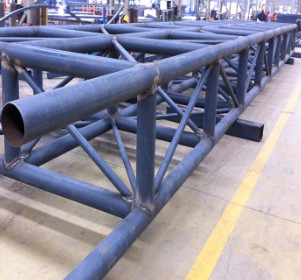 Q345B lightweight Tubular Steel Truss 100*100mm for Stadium roof