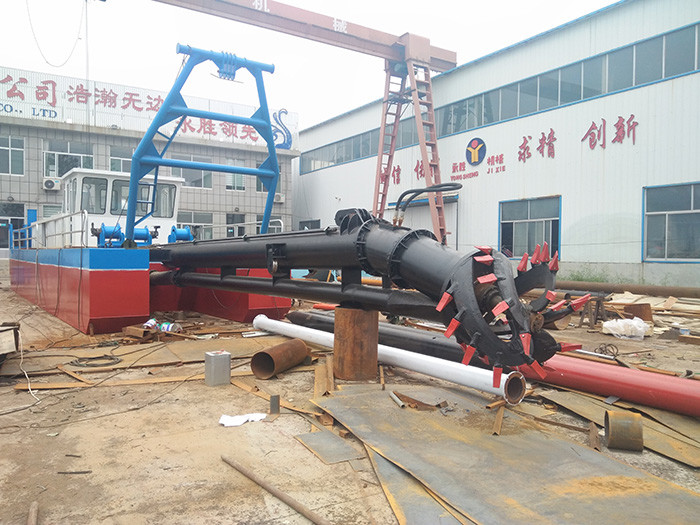 YSCSD200 Model Sand Dredger 24kw Are Used To Clean Up Silt In Rivers