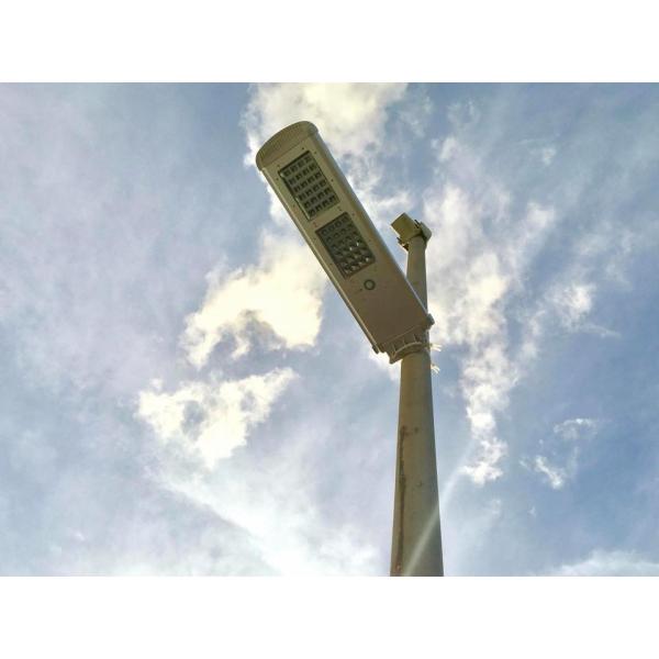 IP65 Dusk To Dawn Outdoor Solar Street Light 2000LM With Human Body Sensor