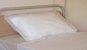 China Biodegradable 40GSM Disposable Pillow Cases Medical wholesale