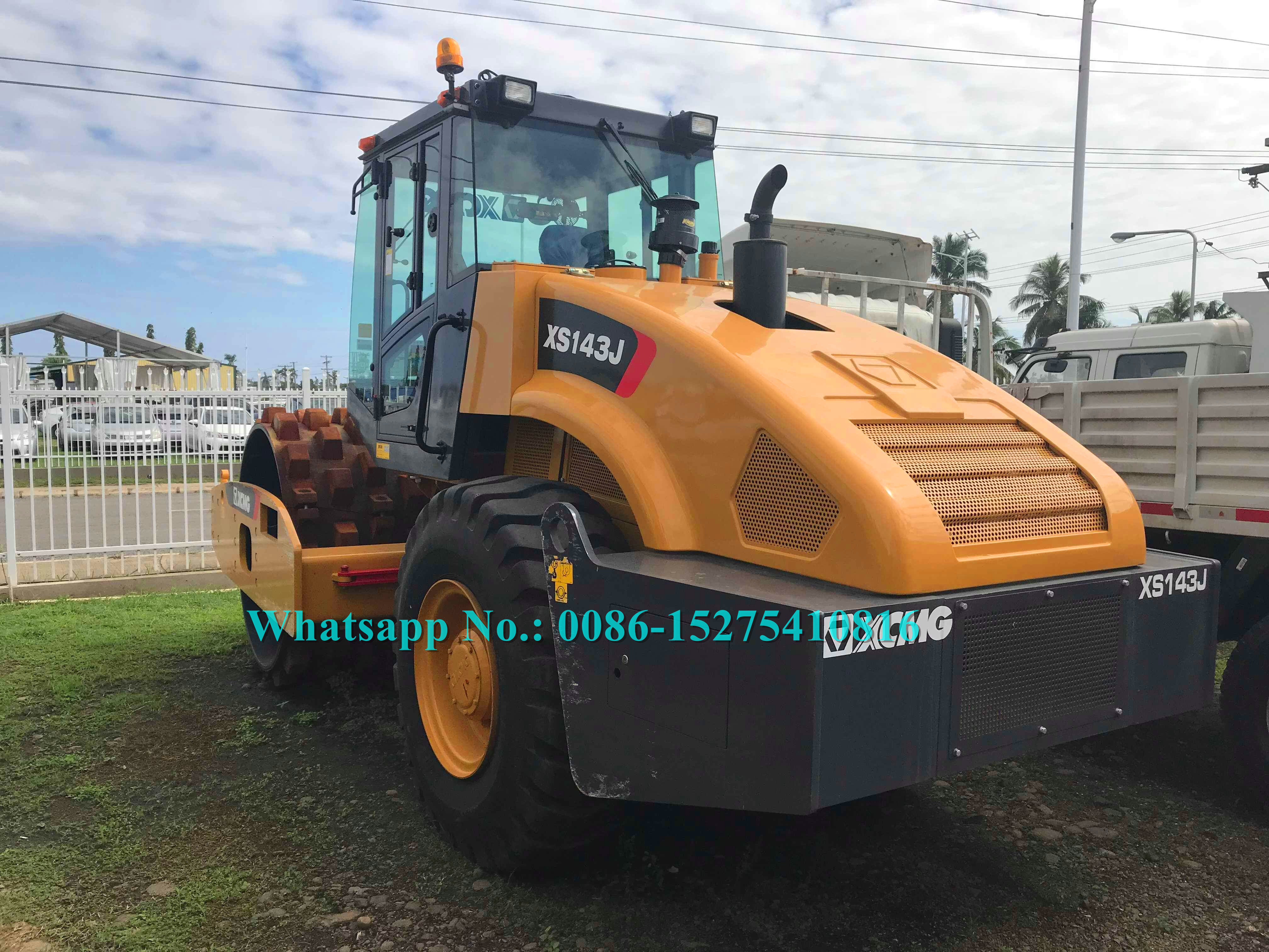 Mechanical Control 14 Ton Road Roller Machine XCMG XS143J With Air Conditioner