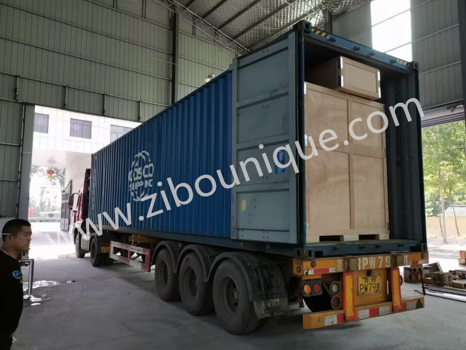Hydraulic Tipping Machine for Hassle-Free Unloading of Root Vegetables and More