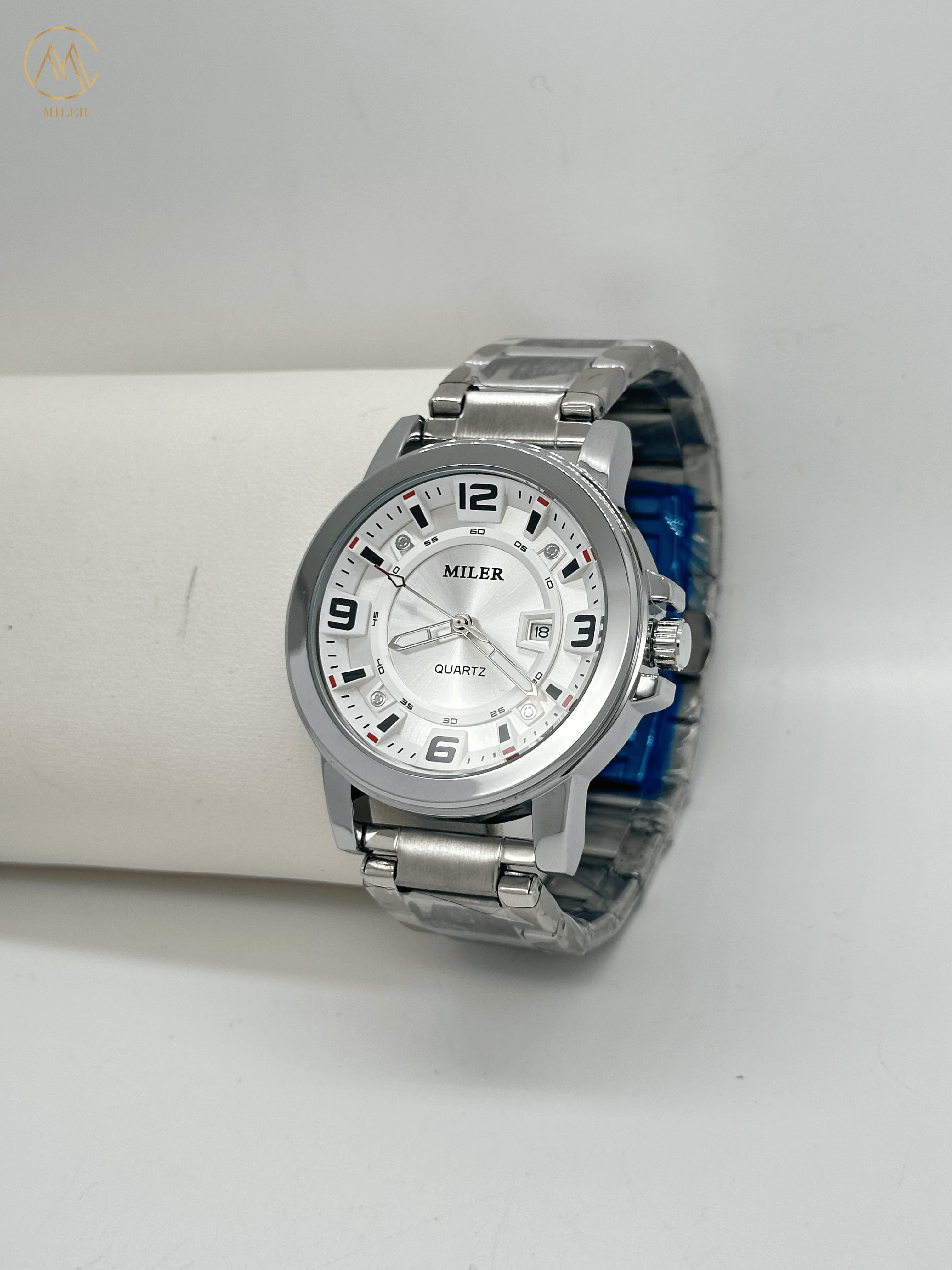 New Casual Sport Men Luxury Waterproof Quartz Watch with Stainless Steel Band