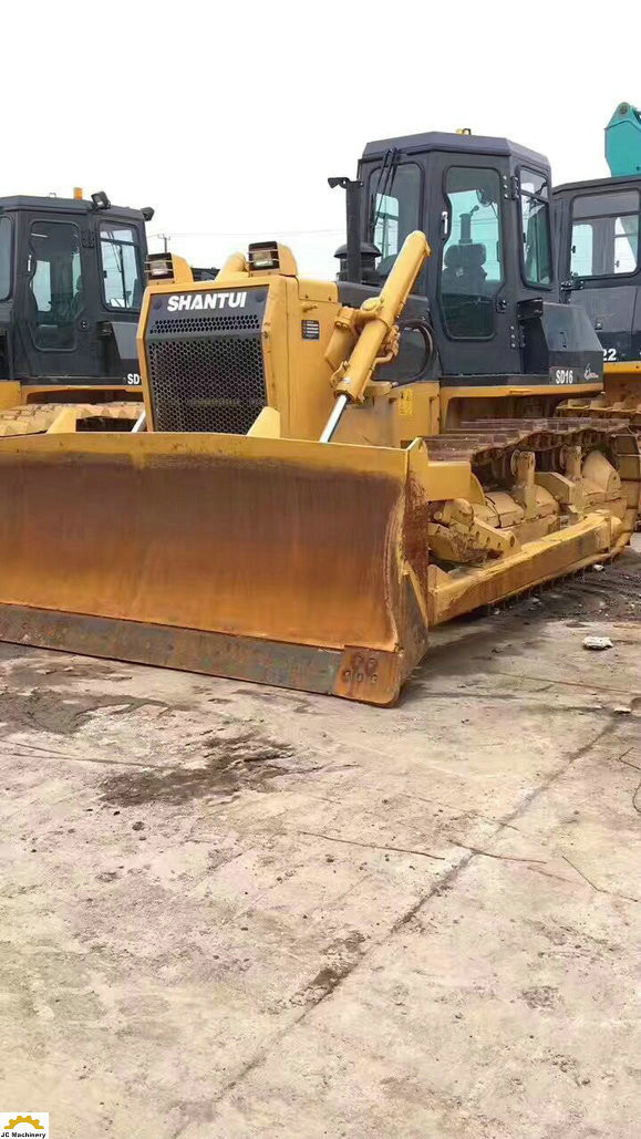 New Track 4.5M3 Used Shantui Bulldozer SD16 With C6121 Engine 120kw