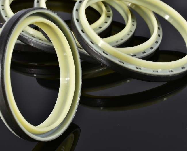 PU+Steel Hydrolysis Cylinder Wiper Seal Dustproof oil Ring 93 Shore A Double Acting