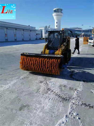 China wheel loader Angle Broom Sweeper & Cleaner skid steer sweeper