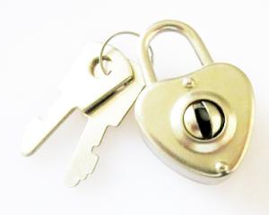 China Zinc Alloy Heart Small diary Lock for Stationery wholesale