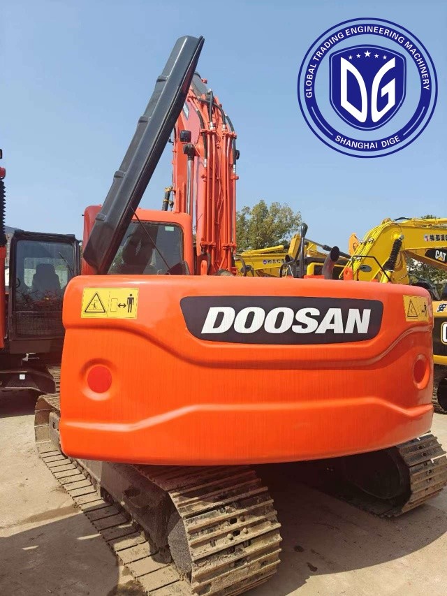 Doosan DX140 With excellent power durability and high efficiency Korean Doosan DX140 Large Excavator