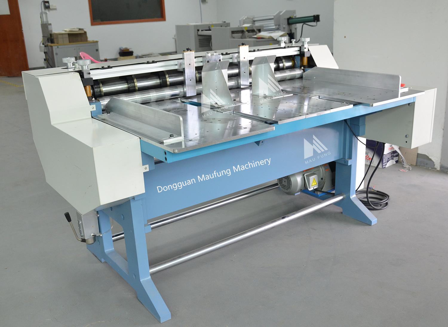 68m/min 1250*1000mm Cardboard Cutting Machine Notebook Binding Machine
