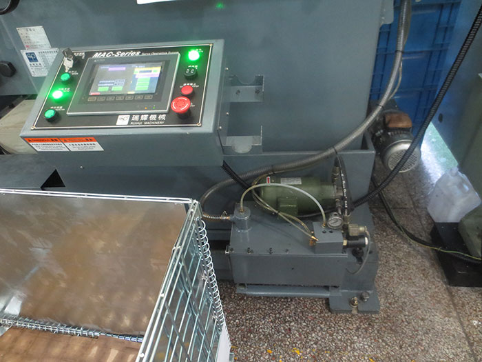punching machine