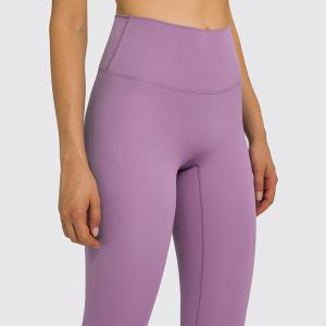 China Women's Compression Yoga Pants Athletic Squat Proof Buttery Soft Capri wholesale
