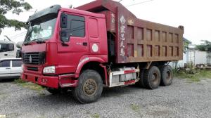 China Power Steering Second Hand 10 Wheeler Truck , Sinotruck Howo Tipper Truck wholesale